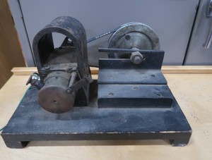ANTIQUE MOTOR GRINDER