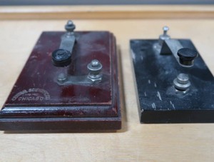 2 CENTRAL SCIENTIFIC CO CODETELEGRAPH KEYS MORSE CODE KEYS