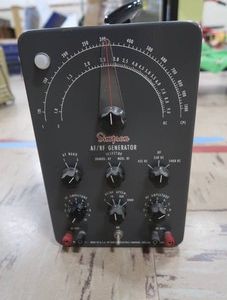 SIMPSON EF-RF GENERATOR  SIGNAL GENNY