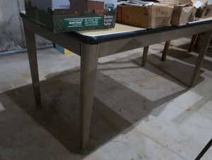 VERY NICE METAL TABLE W DRAWER