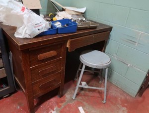 WOODEN DESKMETAL STOOL & MYSTERY ITEMS