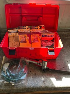 Pneumatic Belt Sander Kit With Case, Hose & Sandpaper