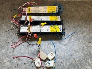 Fluorescent Ballasts - Sylvania Quicktronic Mixed Lot (Lot of 3)