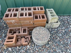 Landscape Blocks & Stepping Stones Mixed Lot