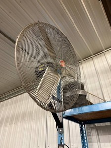 Industrial Wall-Mount Fan - 30in Oscillating SFWC-750.04.78