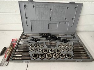 Tap and Die Set - Mibro