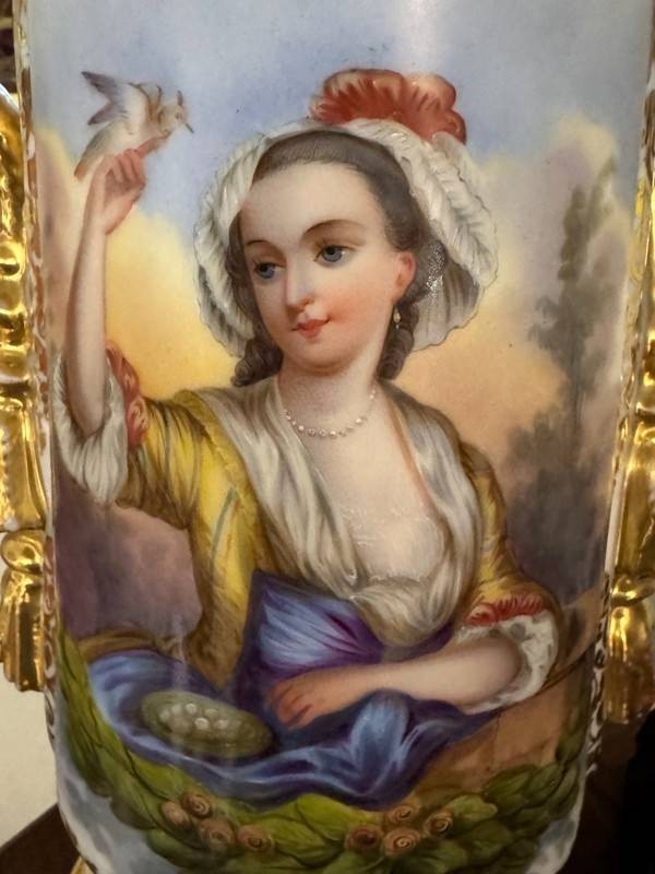 LL2 - Antique Vieux Paris Porcelain Portrait Table Lamp / Antique