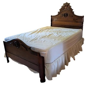 B2 - Antique 1865 Victorian Renaissance Revival Walnut Full Size Bed Frame