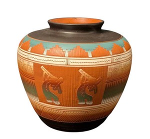 LLR - Signed Navajo Pottery Vase G. Benally