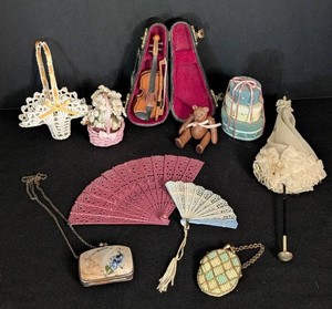 B2 - Vintage Doll Accessories Mixed Lot Violin Fans Purse & Parasol