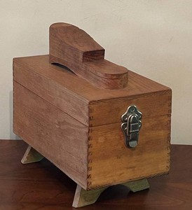LL1 - Wooden Shoe Shine Box With Brushes & Wax
