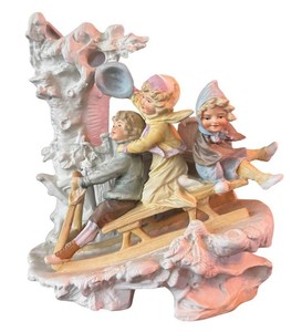 Vintage Goebel Germany 1046 Figural Sledding Children