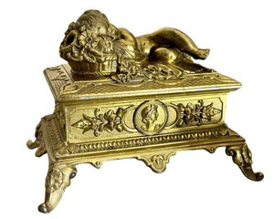 Vintage Gilded Bronze Cherub Trinket Box