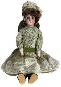 LR - Antique German Doll