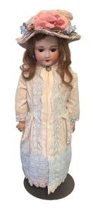 LL2 - Antique SFBJ 301 French Doll