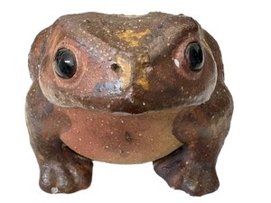 LLW - Vintage Japanese Shigaraki Pottery Garden Frog Figurine