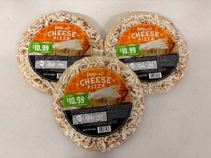 G. 3x Ultimo Cheese Pizza