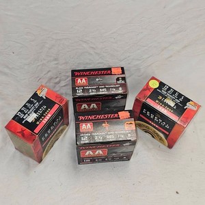 2-Federal 12ga #5, 2-Winchester 12ga #8 Shells