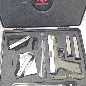 Springfield XDM40, 40SW, StainlessGreen, 3 Mags in Case