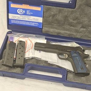 Colt 1911 Cometition, 45ACP, Blued, Blue Grips, 3 Mags in Case