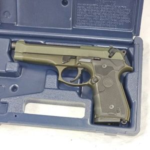 Beretta 92 FS, 9mm, Olive Drab, One Mag in Case