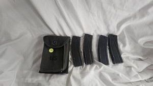 US Army M1 Carbine 30 Cal, 4 Pak Magazines wHolder