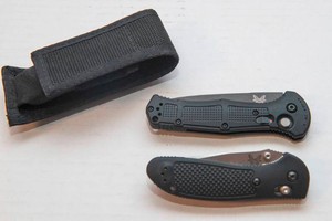 Benchmade Knife Pair  Claymore Automatic & Griptilian Folding Knife