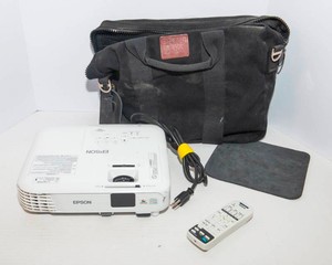Epson PowerLite Home Cinema 1040 Projector