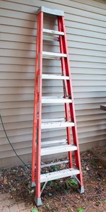 Louisville Ladder  300 lb Rating