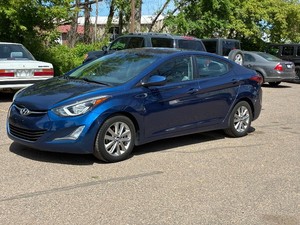 2015 HYUNDAI ELANTRA SE 119k Miles  2 Owner (NO RESERVE)