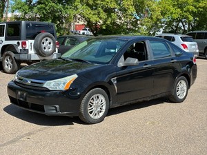 2008 FORD FOCUS SE 2 Owner  119k Miles  No Accidents Reported (NO RESERVE)