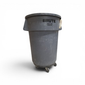 Garbage Can on Wheels 