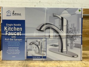 Home Impressions Single Handle Kitchen Faucet with Pull-Out Sprayer Msrp $94.99