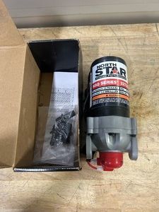 NorthStar NSQ Series 12V On-Demand Sprayer Diaphragm Pump with Quick-Connect Ports, 2.2 GPM MSRP $139.99 (untested)