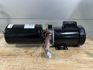 Concentric 1 HP 115208-230 Volt AC Hydraulic Power Unit, Solenoid, Model# 1530037 MSRP $699.99 (untested sold as is)