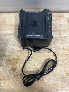 OEM Briggs & Stratton Snapper XD 82V Rapid Lithium Ion Battery Charger BSRC82  estimated value $100
