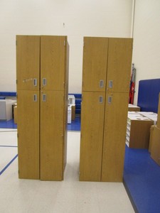 (2) Wall Cabinets 27x25x92