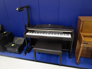 Yamaha Electric Piano wWheel Kit