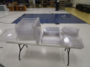 (8) 16x24 Food Pans & Various Covers Full & 12 Size