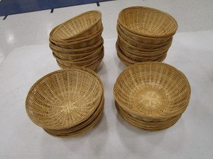 (30) Wicker Bowls 8x3