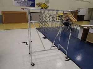 Rolling Double Sided Clothes Rack 5x2x64