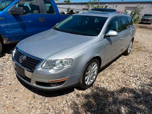 2010 Volkswagen Passat 2.0T