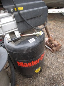 Mastercraft 15 gallon air compresso...