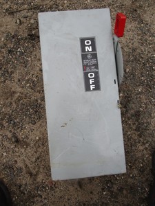 General Electric safety switch with...