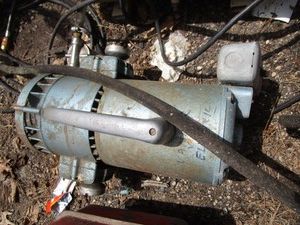 Dry vacuum pump...