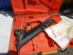 Airy pneumatic tacker...