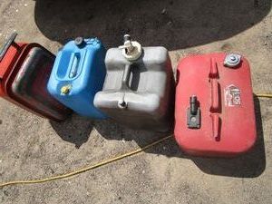 Fuels cans with outboard motor type...