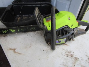 Poulan chainsaw Black Hawk...