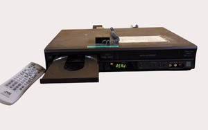 Movie Night Ready JVC DVDVCR Combo Player with Remote  Hi-Fi Stereo, Tested & Working