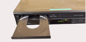Home Theater Classic JVC Hi-Fi DVDVCR Combo Player  RF Modulator  Tested & Working